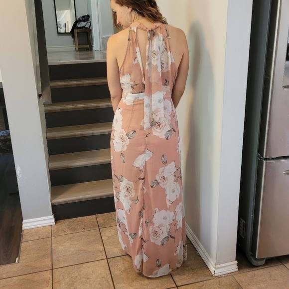 Dynamite peach floral lightweight halter neck lined slit front maxi dress - Picture 14 of 14